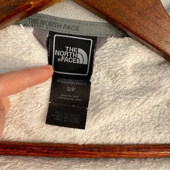 The North Face White Full-Zip Fleece Jacket - Small - Picture 7 of 10